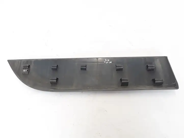 Renault Scenic III - Grand scenic III (2009 - 2016) 828770002R Молдинги задней двери — фото 4