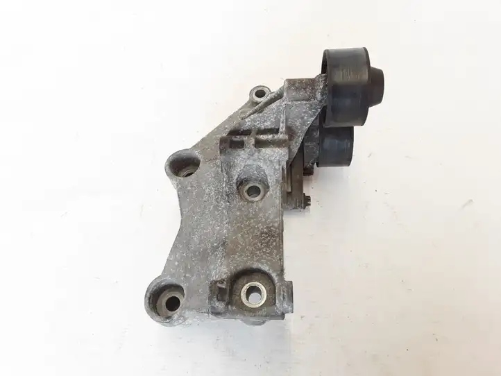 Opel Vivaro (2014 - 2018) 117105124R Кронштейн генератора — фото 4