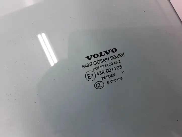 Volvo V50 (2008 - 2012) 30674295 Стекло задней двери — фото 2