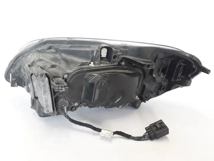 Volvo XC60 (2013 - 2017) 31420260 Передняя фара — фото 2