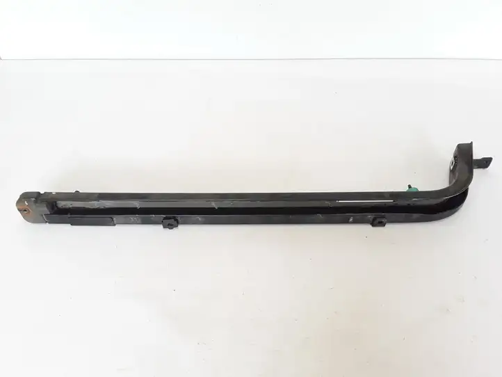 Renault Kangoo II (2008 - 2014) 777613147R Средняя направляющая ролика раздвижной двери — фото 2