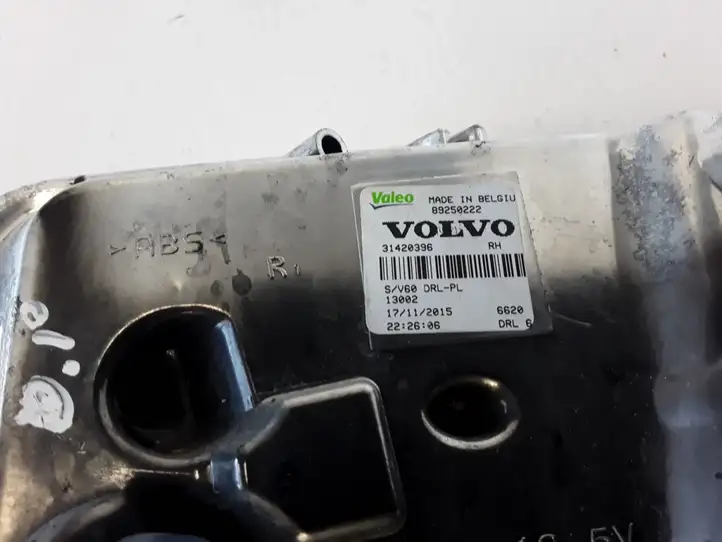 Volvo V60 (2013 - 2018) 31420396 Дневные ходовые огни (LED) — фото 2