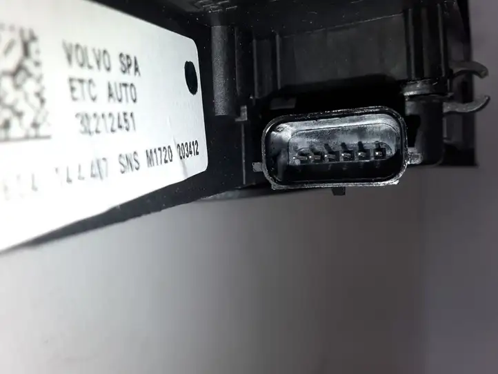 Volvo XC90 (2014 - 2019) 32212451 Педаль акселератора — фото 4