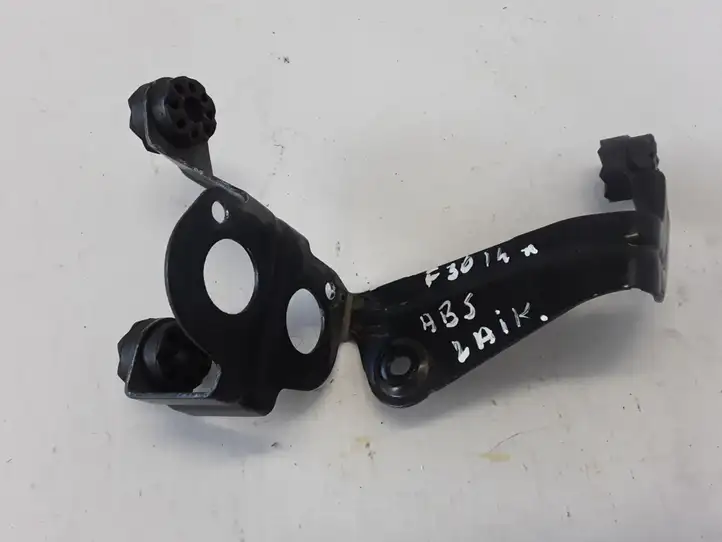 BMW 3 F30 F35 F31 (2012 - 2018) 34516798904 Кронштейн блока ABS — фото 4