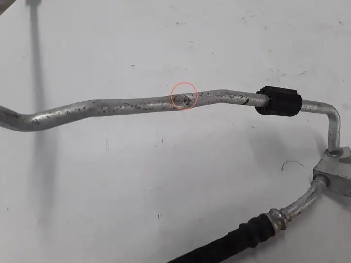 BMW 3 F30 F35 F31 (2012 - 2018) 9212236 Трубки и шланги кондиционера — фото 4