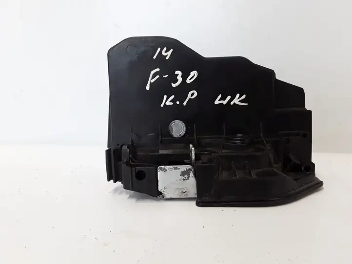 BMW 3 F30 F35 F31 (2012 - 2018) 7202145 Замок передней двери — фото 1