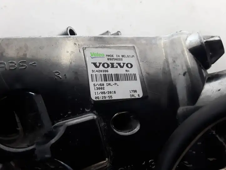 Volvo V60 (2013 - 2018) 31420396 Дневные ходовые огни (LED) — фото 5