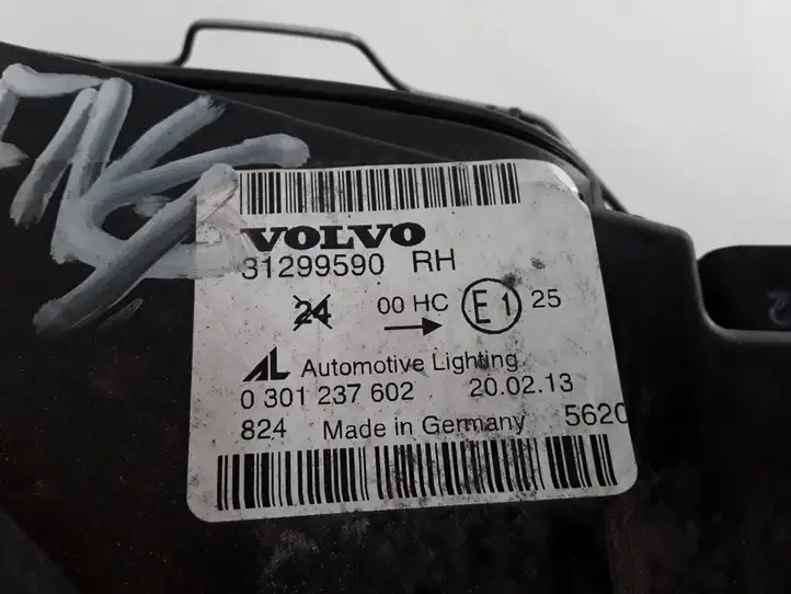 Volvo V50 (2008 - 2012) 31299590 Передняя фара — фото 3