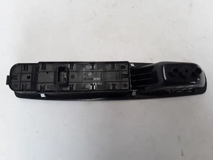 Renault Scenic III - Grand scenic III (2009 - 2016) 809610016R Блок кнопок стеклоподъемников — фото 4