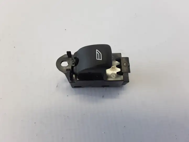 Volvo V60 (2013 - 2018) 31394850 Кнопка стеклоподъемников — фото 1