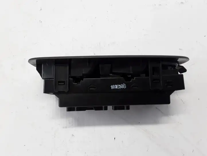 Renault Kadjar (2015 - 2018) 254011766R Блок кнопок стеклоподъемников — фото 3