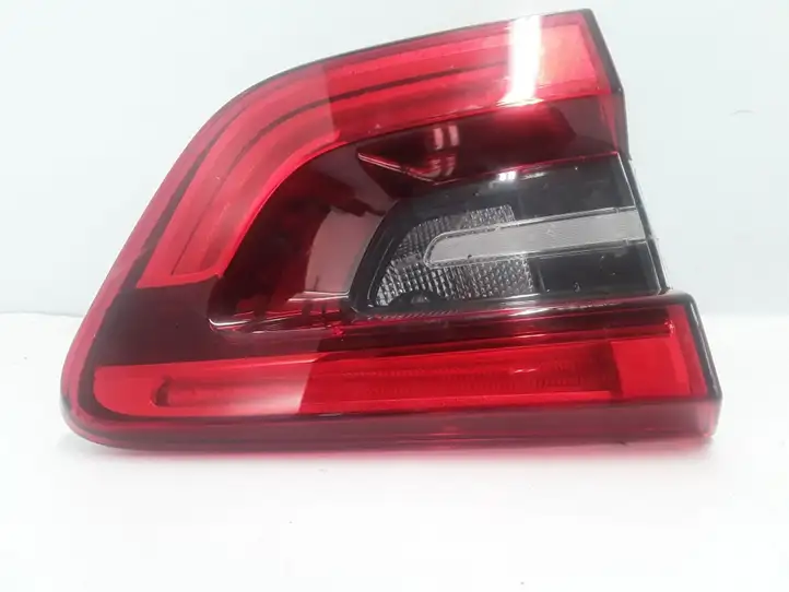 Renault Kadjar (2015 - 2018) 265550151R Задний фонарь в крышке багажника — фото 1