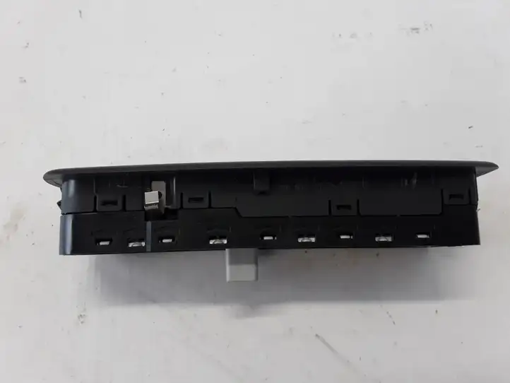 Renault Laguna III (2007 - 2015) 809610006R Блок кнопок стеклоподъемников — фото 4