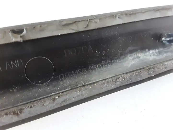 Volvo C70 (2005 - 2009) 09466450 Молдинг крыла — фото 4