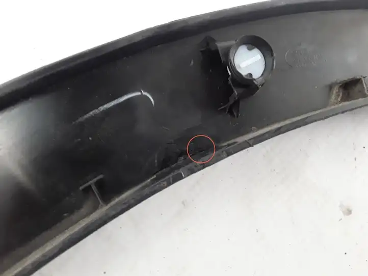 Renault Kadjar (2015 - 2018) 788752684R Молдинг крыла — фото 4