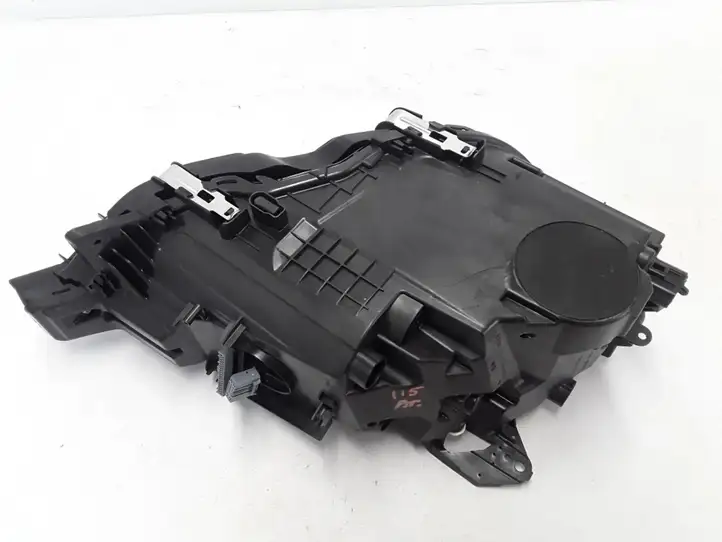 Volvo XC60 (2017 - ) 32133548 Передняя фара — фото 4
