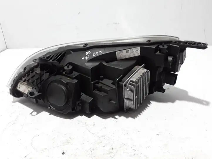 Volvo V40 Cross country (2016 - 2019) 31677019 Передняя фара — фото 3