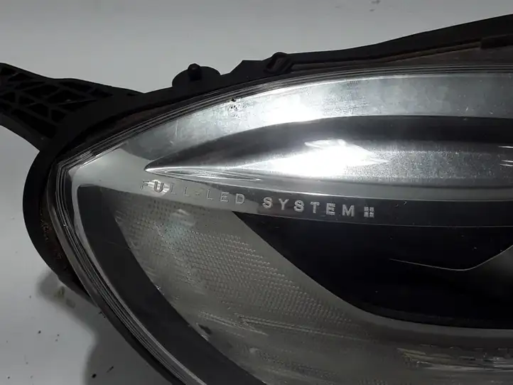 Volvo V40 Cross country (2016 - 2019) 31677019 Передняя фара — фото 4