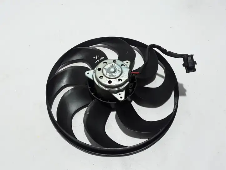 Volvo XC60 (2013 - 2017) 31686806 Дифузор радиатора — фото 3