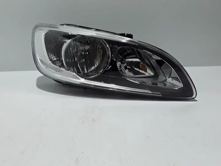 Volvo V60 (2013 - 2018) 31420270 Передняя фара — фото 1
