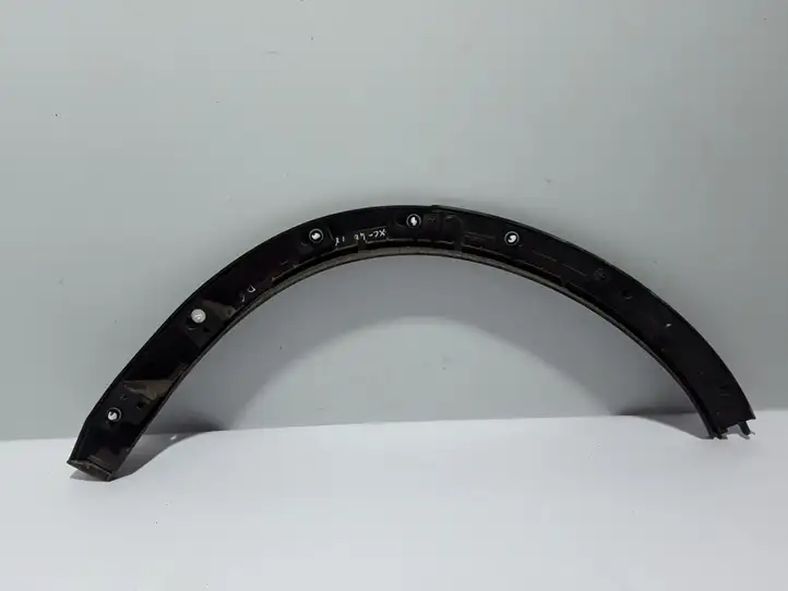 Volvo XC40 (2017 - ) 31448329 Молдинг крыла — фото 3