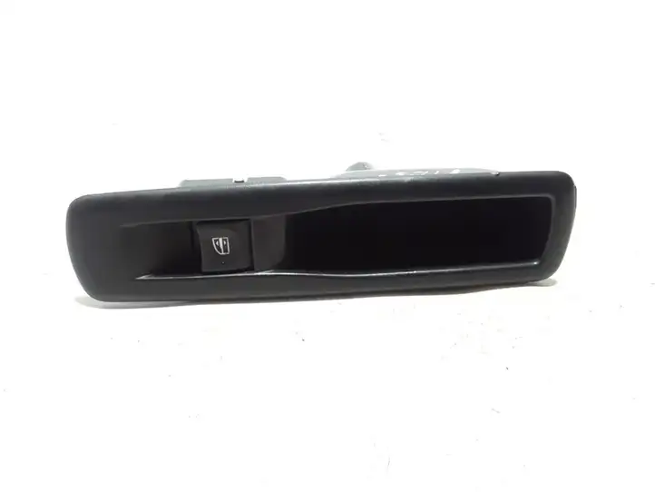 Renault Megane III (2009 - 2016) 829500004R Блок кнопок стеклоподъемников — фото 1