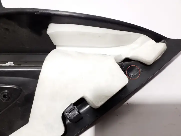 Volvo XC40 (2017 - ) 32244155 Обшивка стойки у окна — фото 3