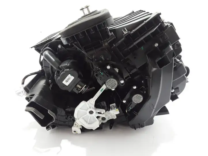 Renault Captur (2013 - 2020) 272700726R Комплект системы вентиляции салона — фото 3