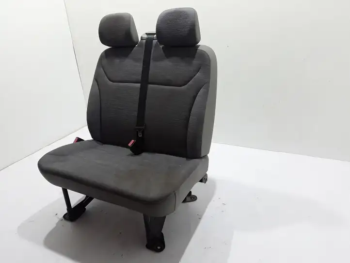 Renault Trafic II (X83) (2002 - 2014) Переднее сиденье водителя — фото 4