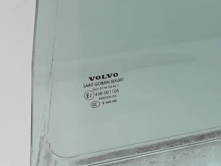 Volvo S60 (2000 - 2004) 30674338 Стекло задней двери — фото 2