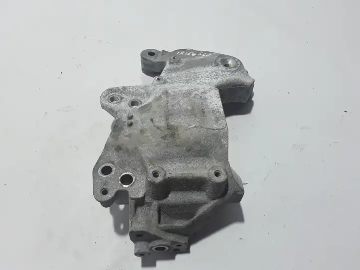 Opel Vivaro (2014 - 2018) 112313054R Кронштейн двигателя — фото 3