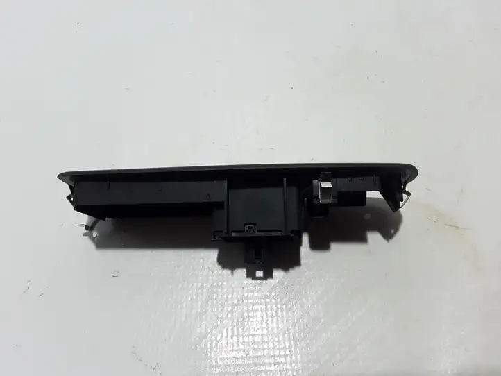 Renault Laguna III (2007 - 2015) 809600750R Блок кнопок стеклоподъемников — фото 2