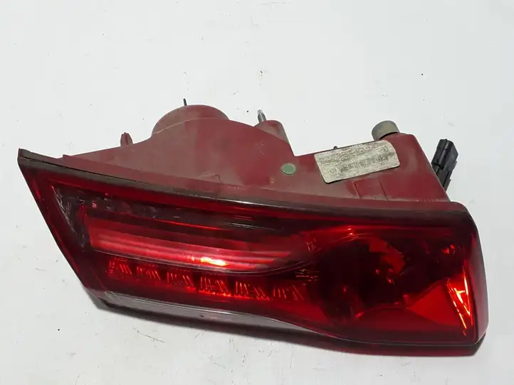 Renault Laguna III (2007 - 2015) 265550006R Задний фонарь в крышке багажника — фото 4