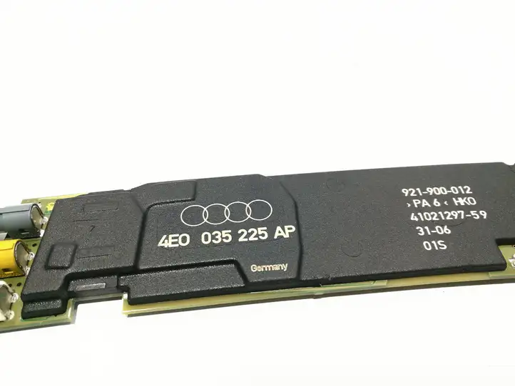 Audi A8 S8 D3 4E (2005 - 2007) 4E0035225AP Усилитель антенны — фото 2