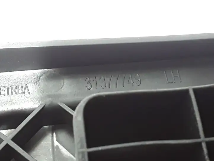 Volvo S90, V90 (2016 - 2020) 31377749 Прочая отделка багажника — фото 2