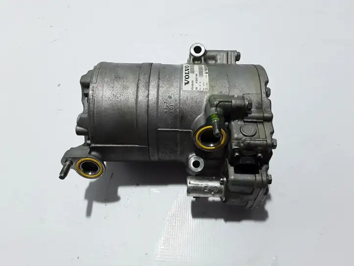 Volvo XC90 (2014 - 2019) 31455426 Компрессор (насос) кондиционера воздуха — фото 1