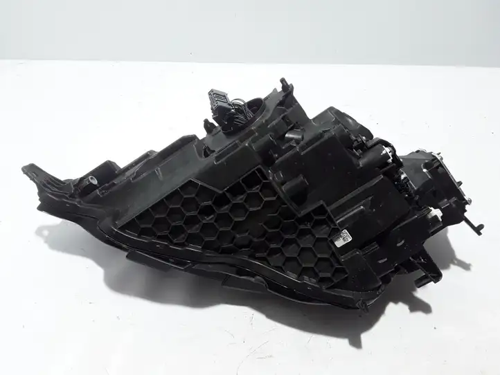 Volvo V60 (2013 - 2018) 32228810 Передняя фара — фото 2