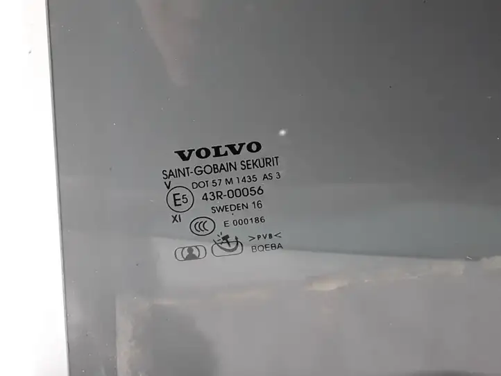 Volvo XC90 (2014 - 2019) 31371002 Стекло задней двери — фото 4