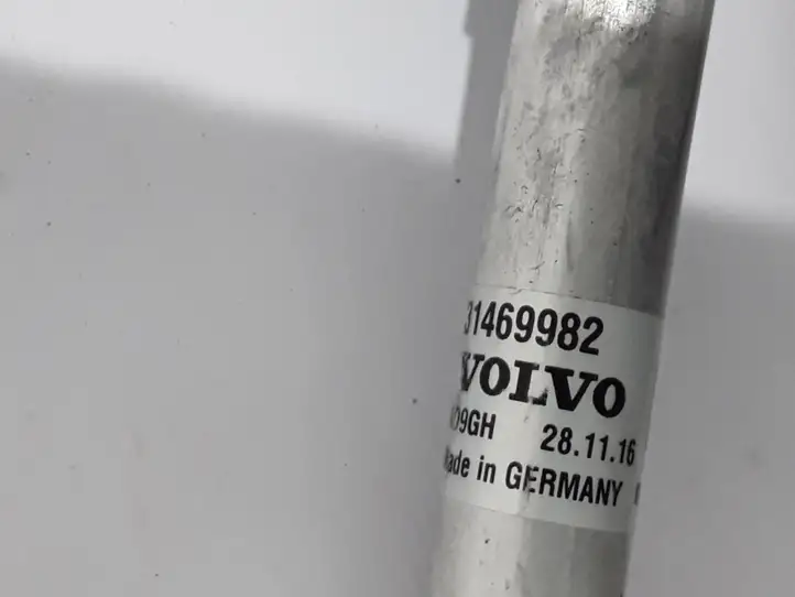 Volvo XC90 (2014 - 2019) 31469982 Трубки и шланги кондиционера — фото 5