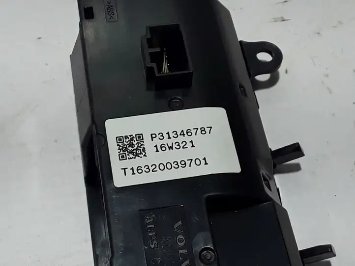 Volvo XC90 (2014 - 2019) 31346787 Кнопка кондиционера — фото 2
