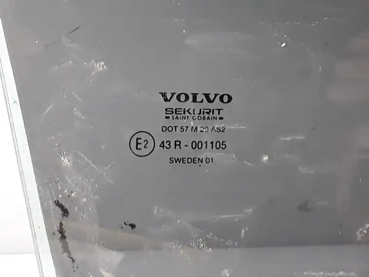 Volvo XC70 (2004 - 2007) 30674329 Стекло задней двери — фото 2