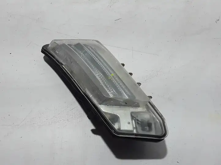 Volvo XC60 (2008 - 2013) 89052027 Дневные ходовые огни (LED) — фото 1