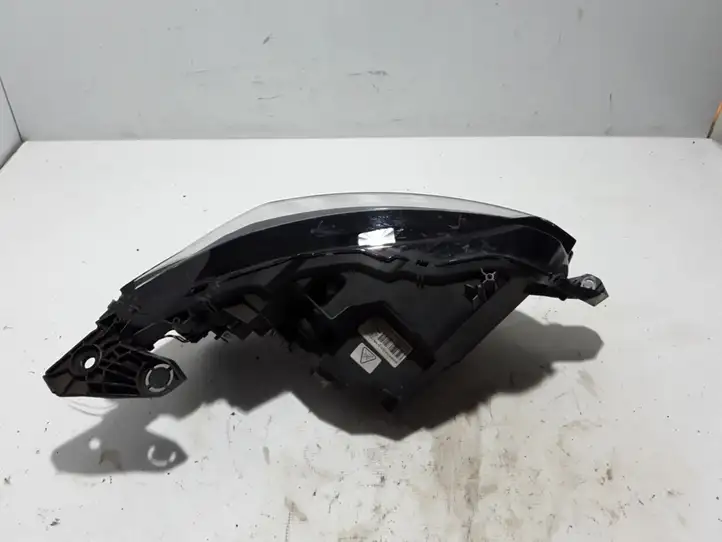 Peugeot 208 (2019 - ) 9823194180 Передняя фара — фото 2