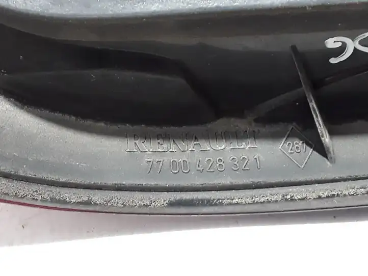 Renault Megane I (1995 - 2002) 7700428321 Задний фонарь в кузове — фото 3