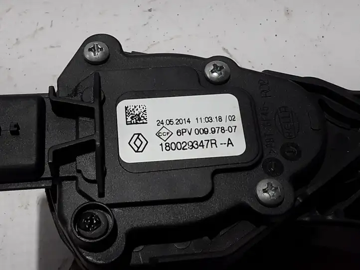 Renault Clio IV (2012 - 2019) 180029347R Педаль акселератора — фото 2