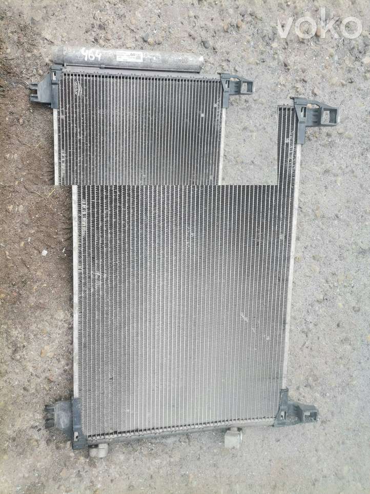 Toyota Yaris (2005 - 2009)  884600D0 Радиатор охлаждения кондиционера воздуха