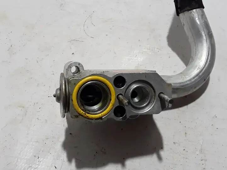 Volvo V60 (2018 - ) 31694236 Трубки и шланги кондиционера — фото 3