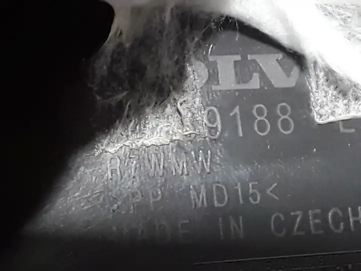 Volvo XC40 (2017 - ) 31469188 Верхняя обшивка стойки D — фото 2