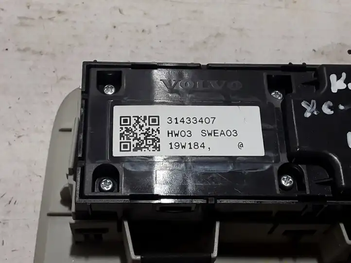 Volvo XC60 (2017 - ) 31433407 Кнопка стеклоподъемников — фото 2