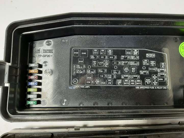 Opel Antara (2011 - 2017)  95202899 Блок монтирования реле